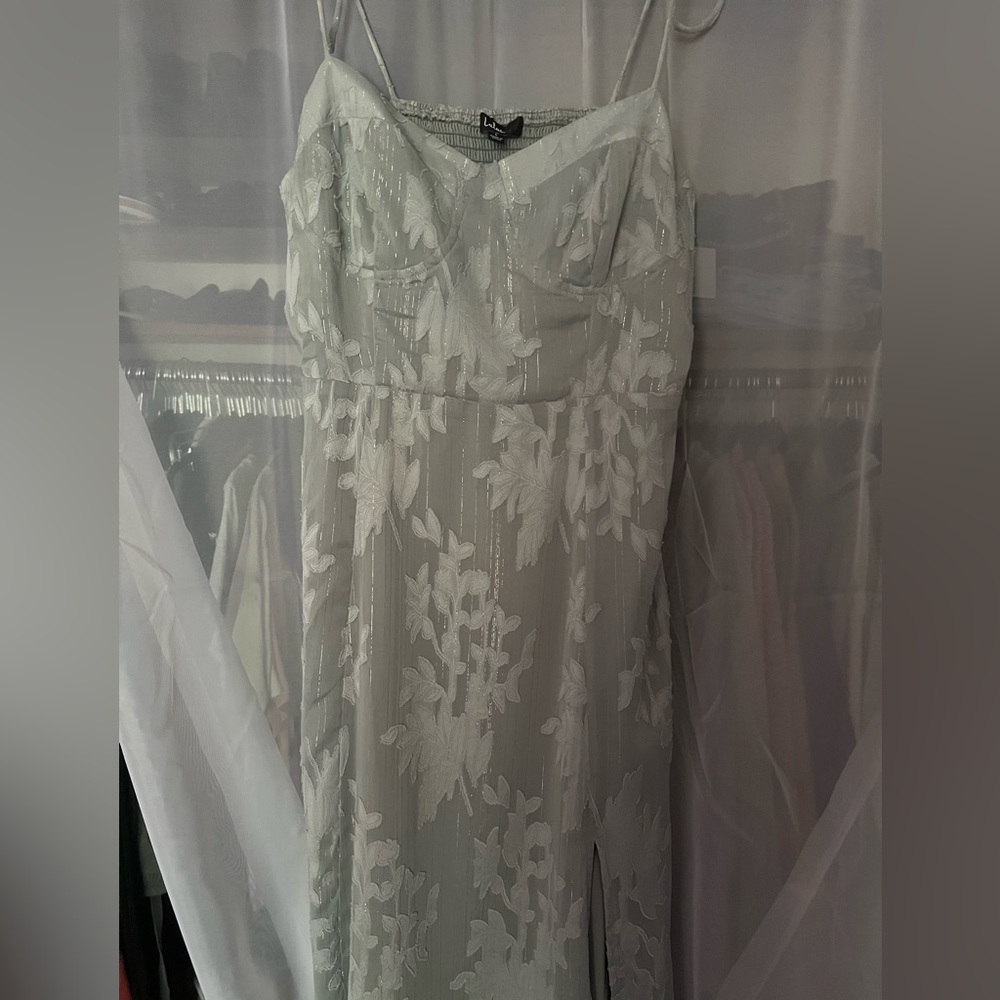 Lulus floral tie-strap midi dress